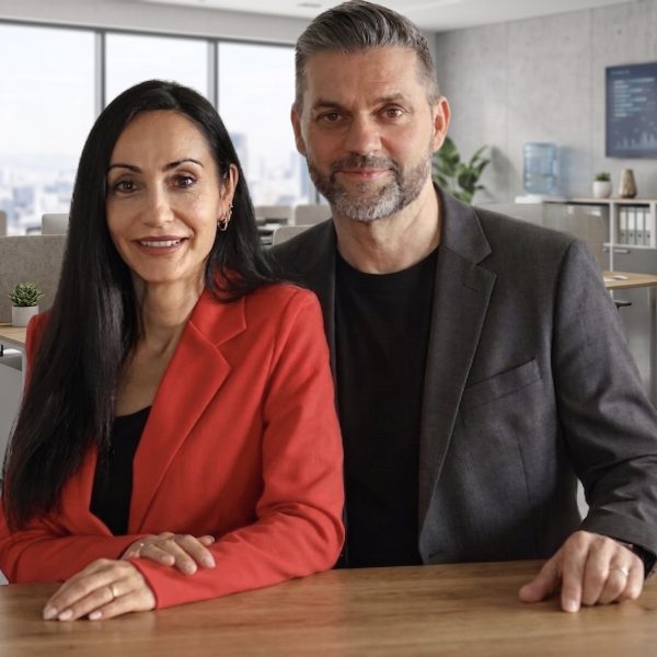 Gemini_Generated_Image_r8voxqr8voxqr8vo